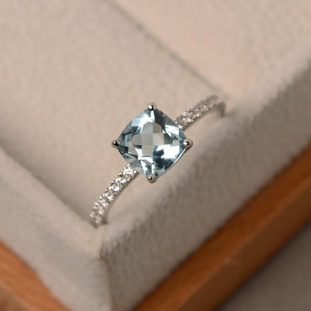 "Trendy Anillo Sea Blue Square Gemstone 925 Silver Ring for Women, VIP320